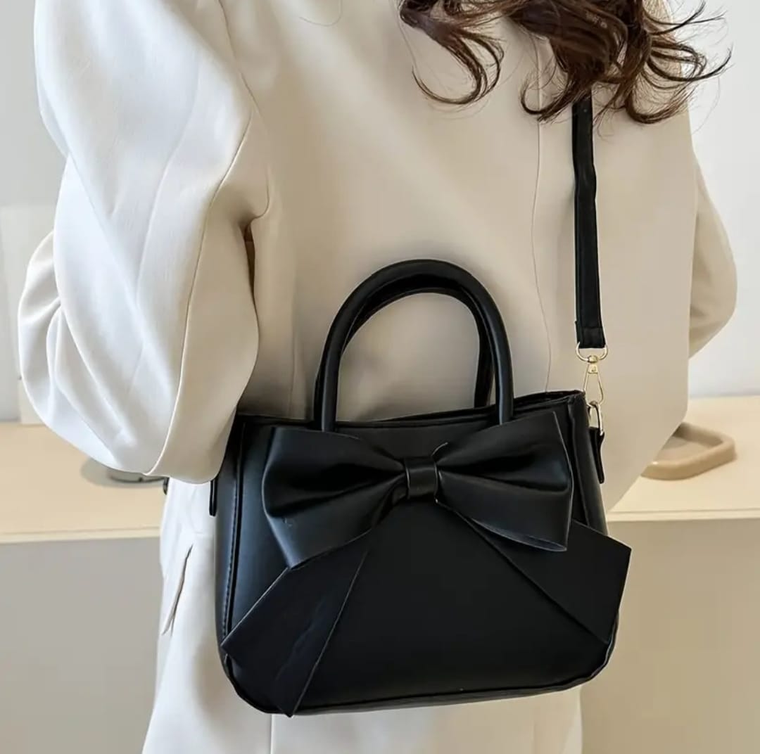CROSS BODY-GW65453
